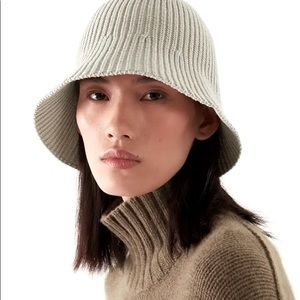 COS Wool Blend Knit Bucket Hat